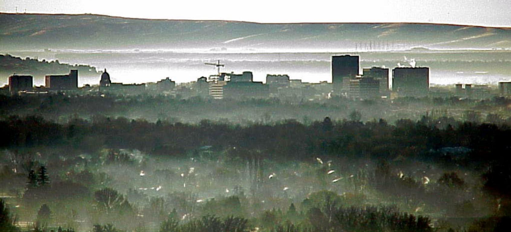 FOGGY-MORNING-LOOKING-AT-DOWNTOWN